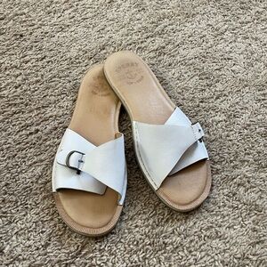 Sperry Seaport White Leather Gel Sole Side Buckle Slides for Women Like New